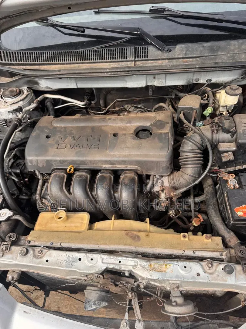 Toyota Matrix 2004 Silver