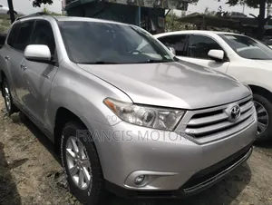 Toyota Highlander 2013 Silver