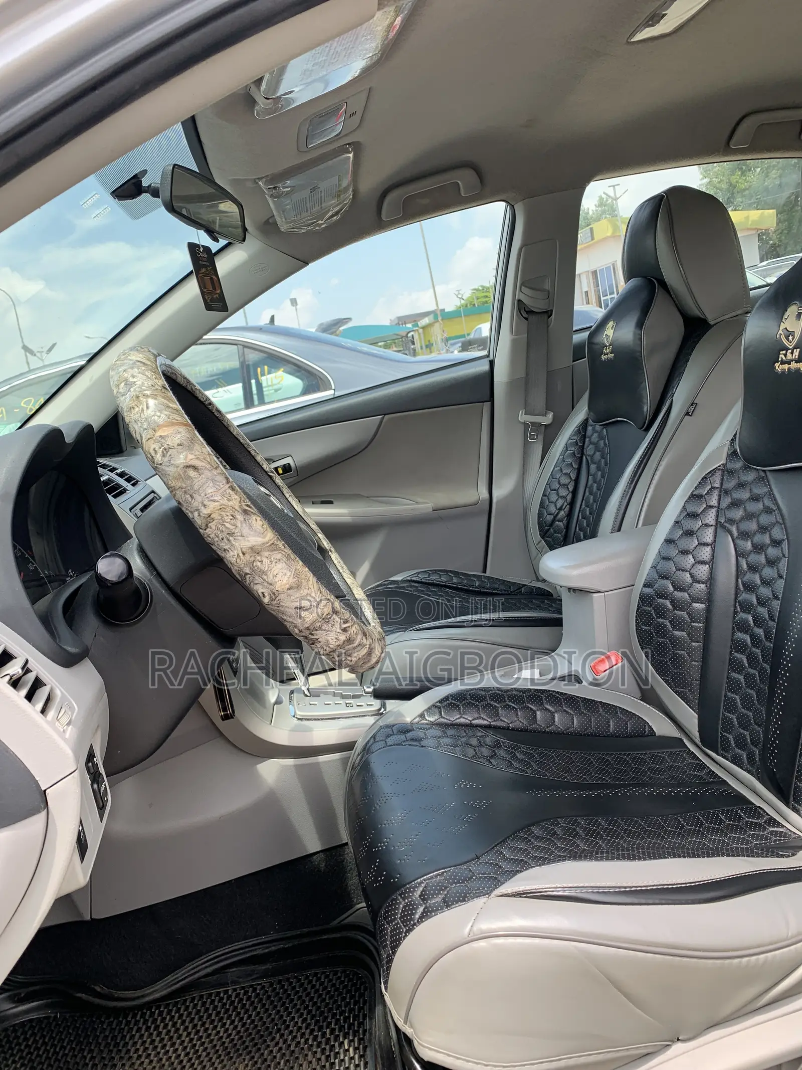Toyota Corolla 2012 Silver
