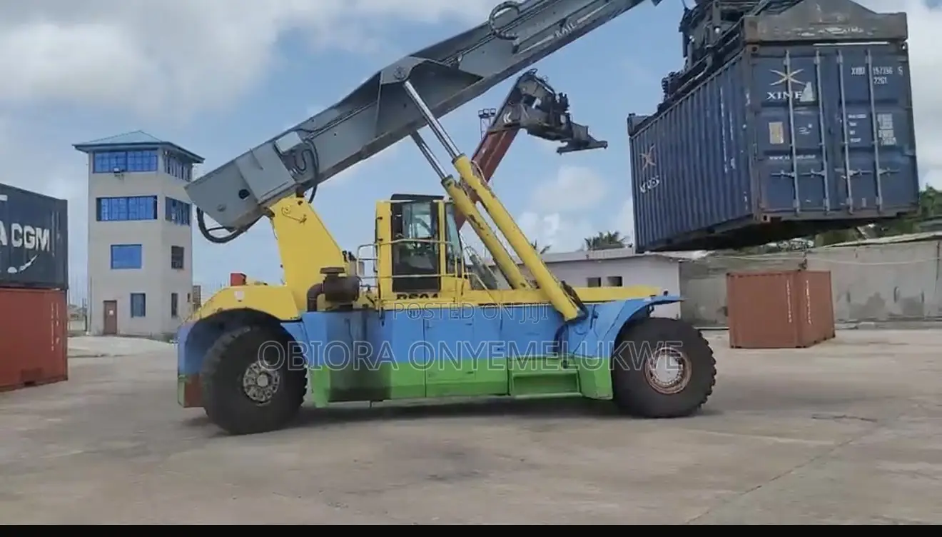 45ton Ferrari Reach Stacker