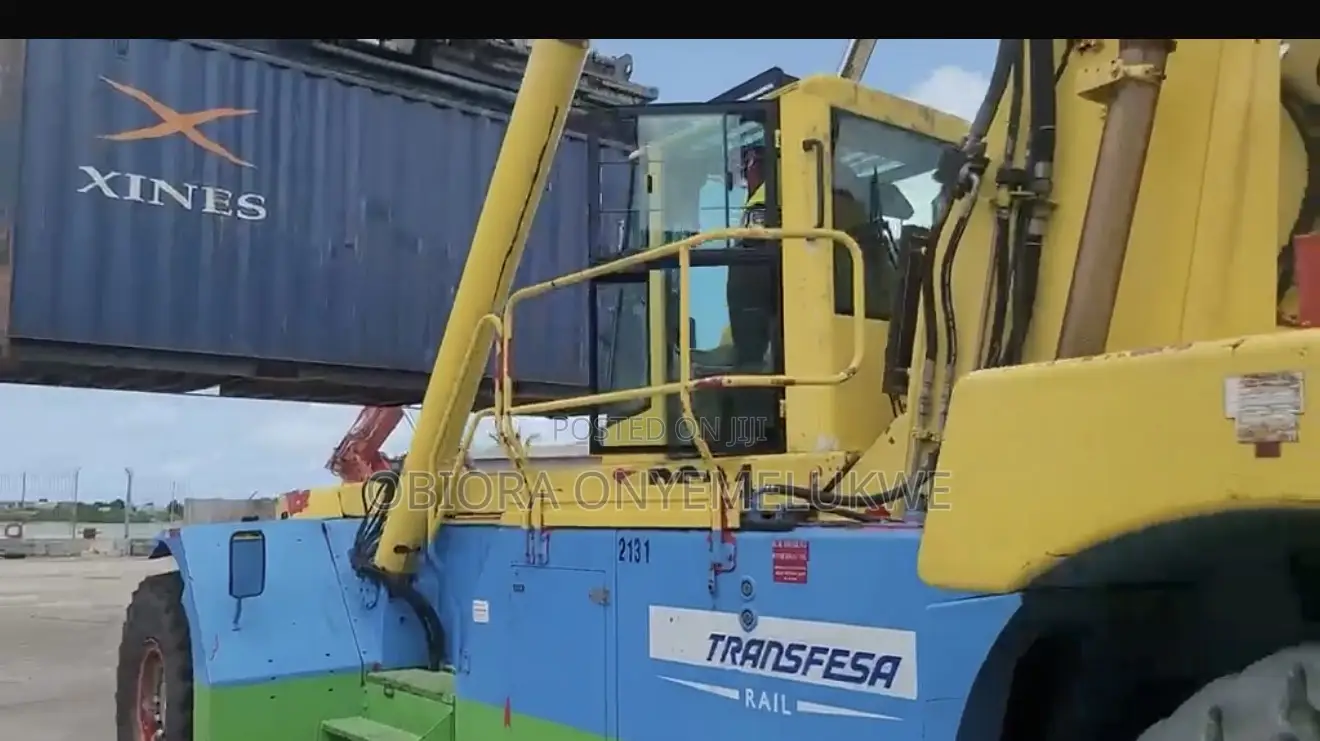 45ton Ferrari Reach Stacker
