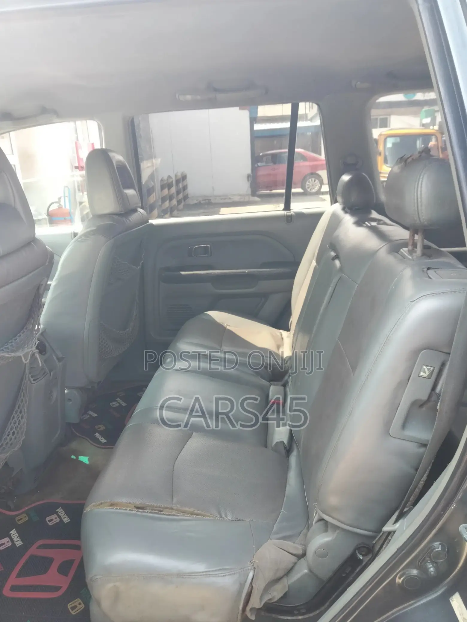 Honda Pilot 2004 Gray