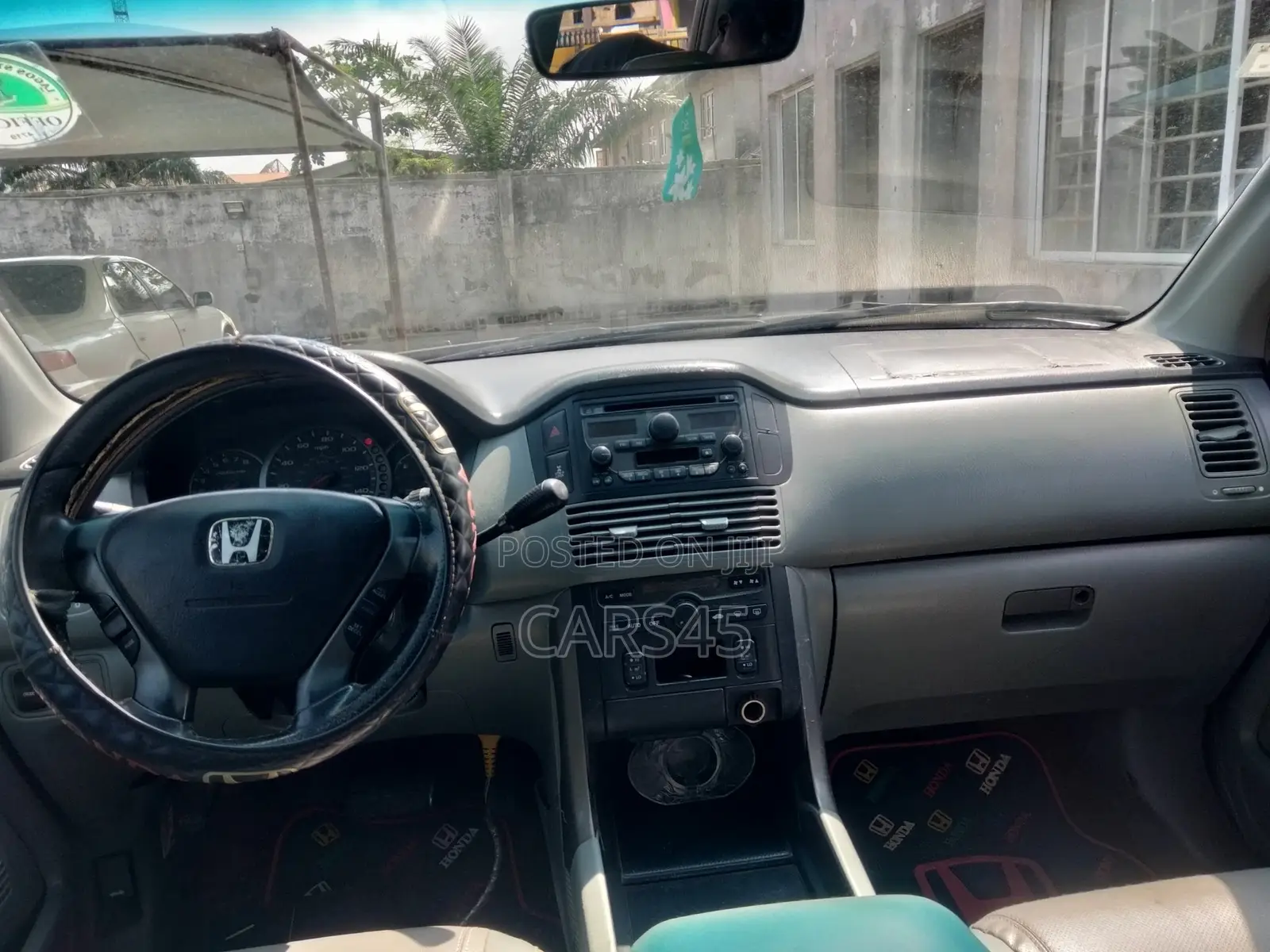 Honda Pilot 2004 Gray