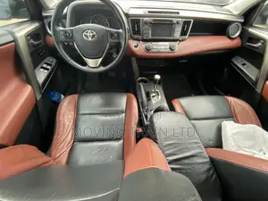 Toyota RAV4 Limited 4dr SUV (2.5L 4cyl 6A) 2014 Black