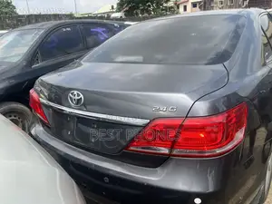 Toyota Camry 2010 Gray