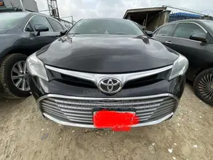 Toyota Avalon XLE Premium Sedan FWD (3.5L 6cyl 6A) 2013 Black