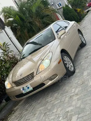 Lexus ES 330 Sedan 2004 Gold