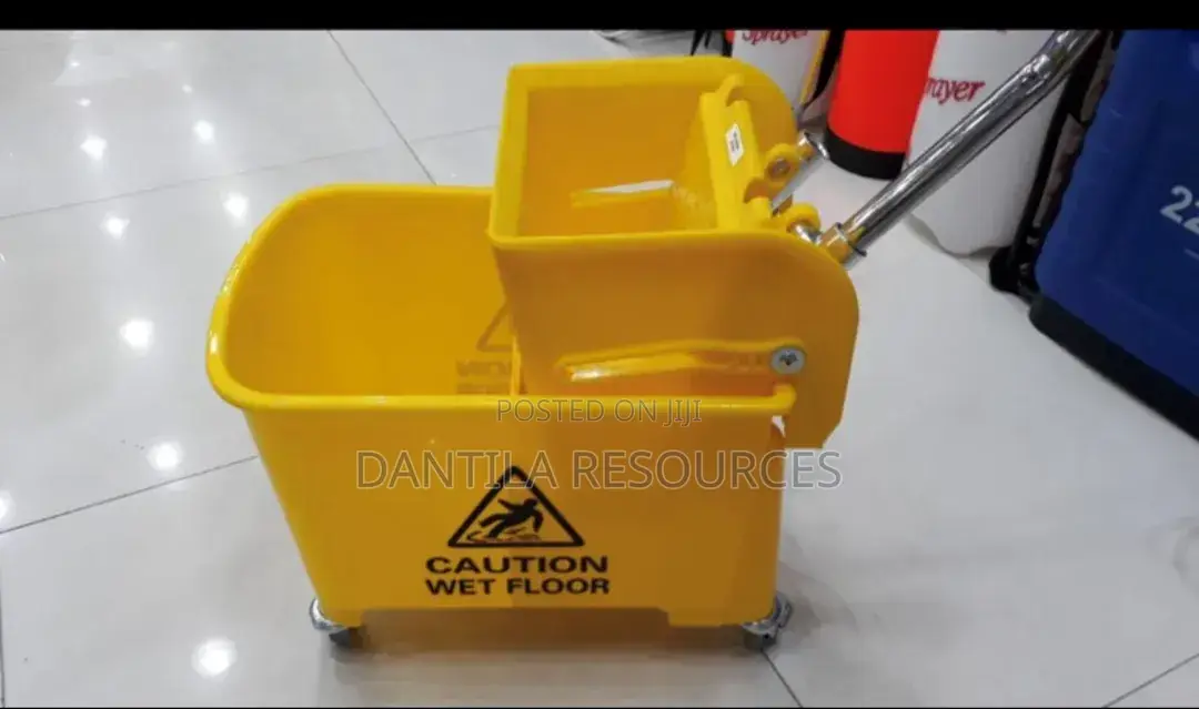 Wringler Mopping Bucket