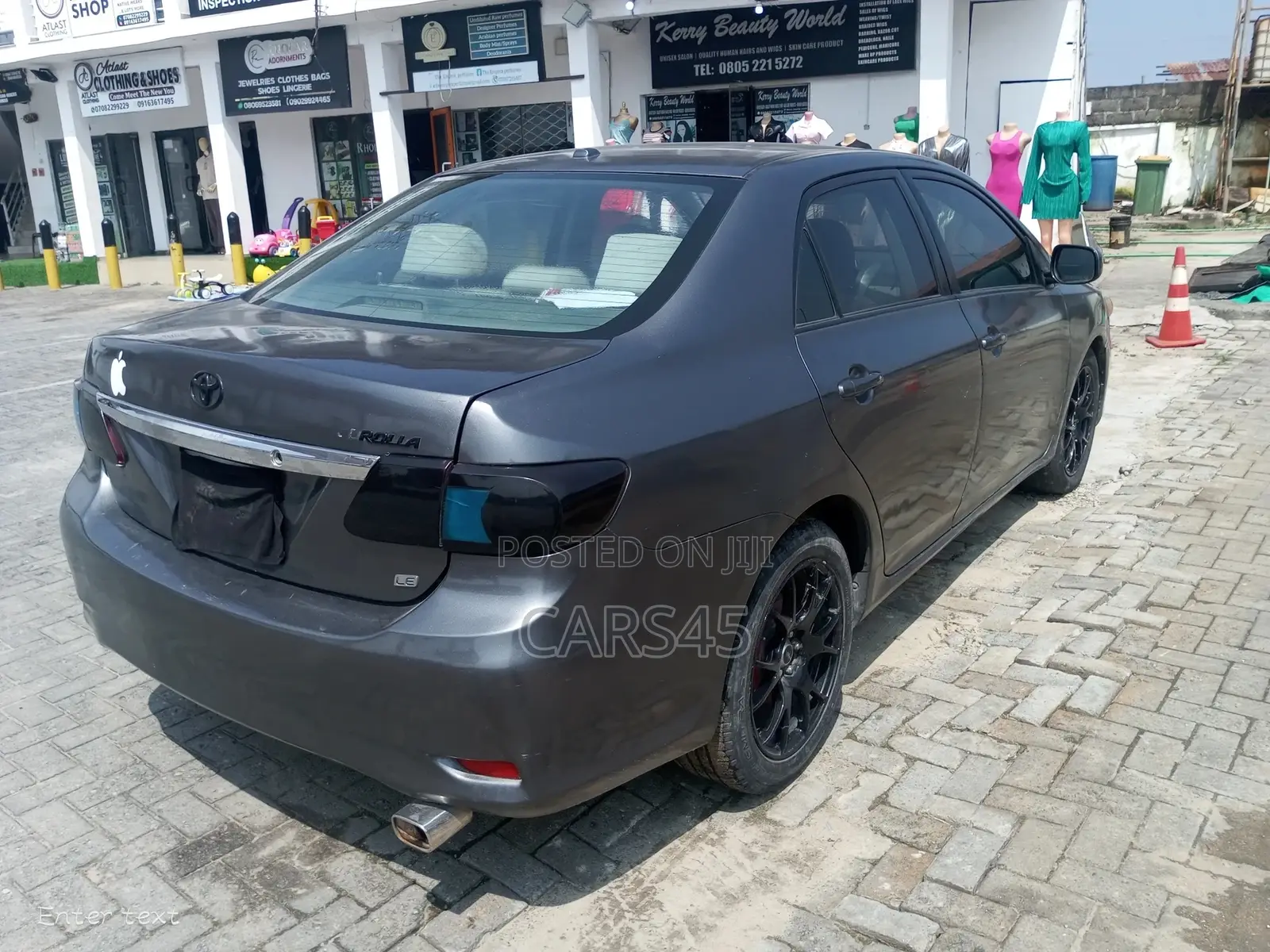 Toyota Corolla 2011 Gray
