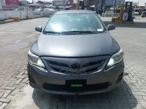 Toyota Corolla 2011 Gray
