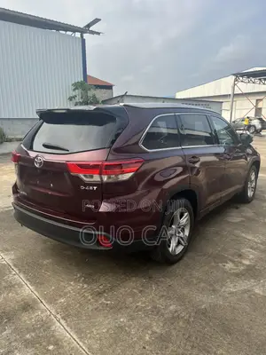 Toyota Highlander 2018 Red