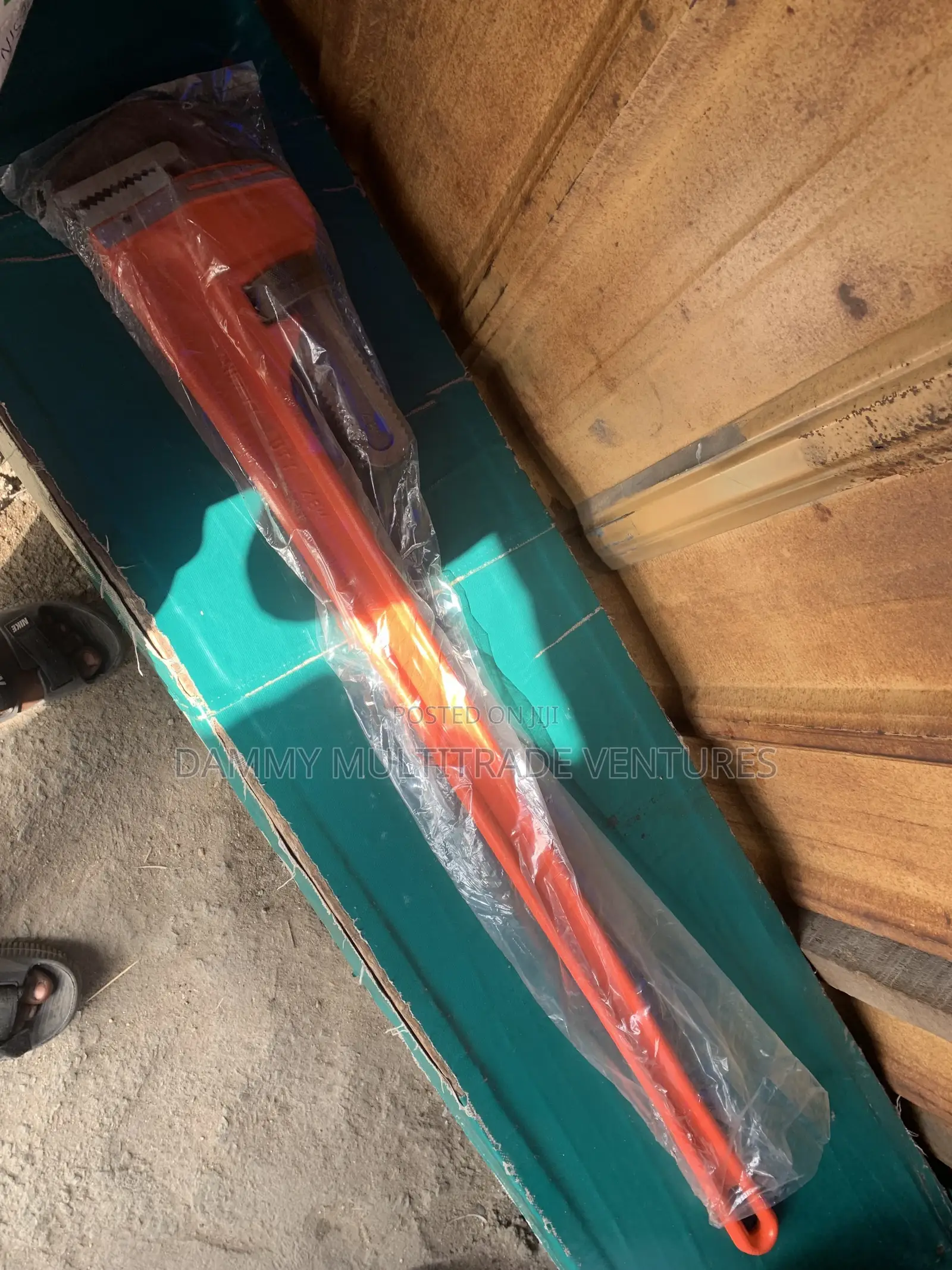 Industrial Pipe Wrench