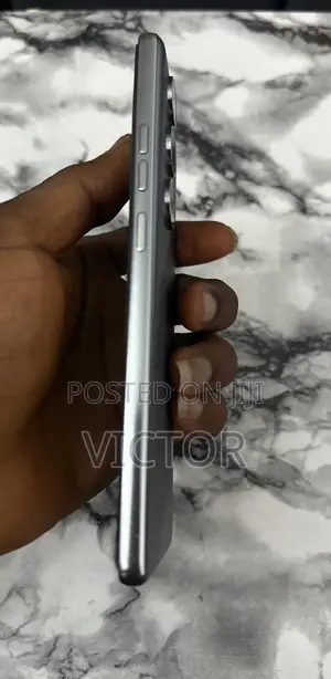 Tecno Camon 40 128 GB Gray