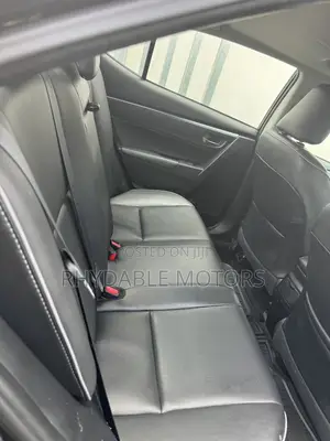Toyota Corolla 2016 Black