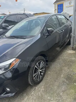 Toyota Corolla 2016 Black