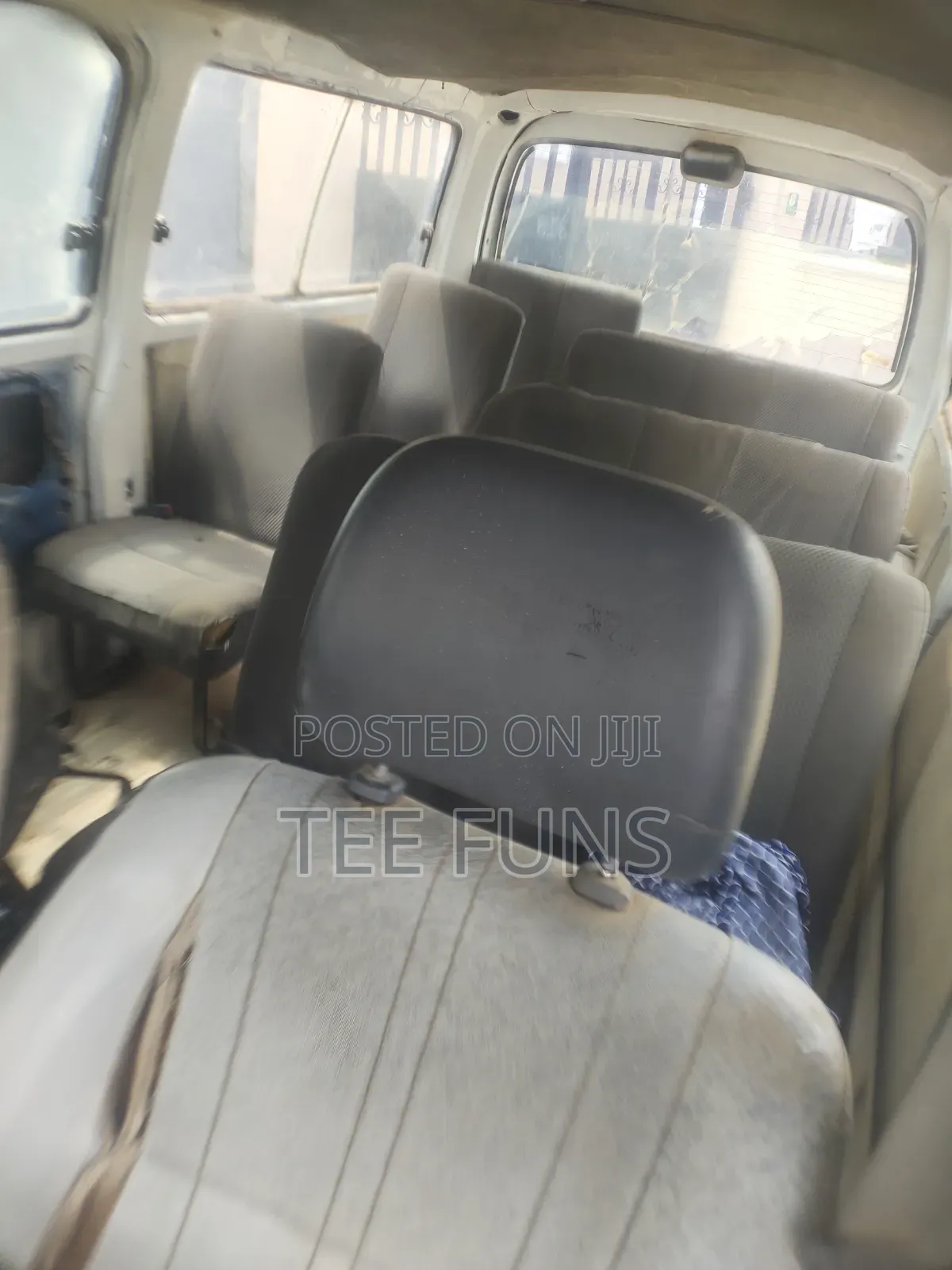 Toyota HiAce 2009 White