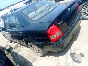 Mazda 323 1.6 2003 Green