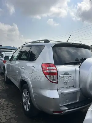 Toyota RAV4 2.5 Limited 2010 Silver