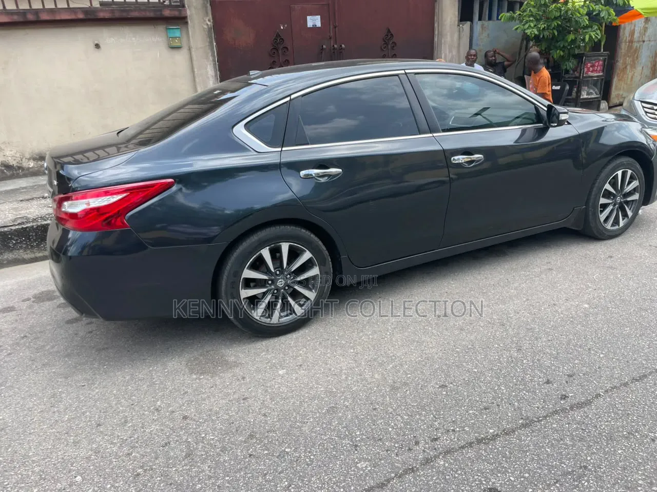 Nissan Altima 2016 Black