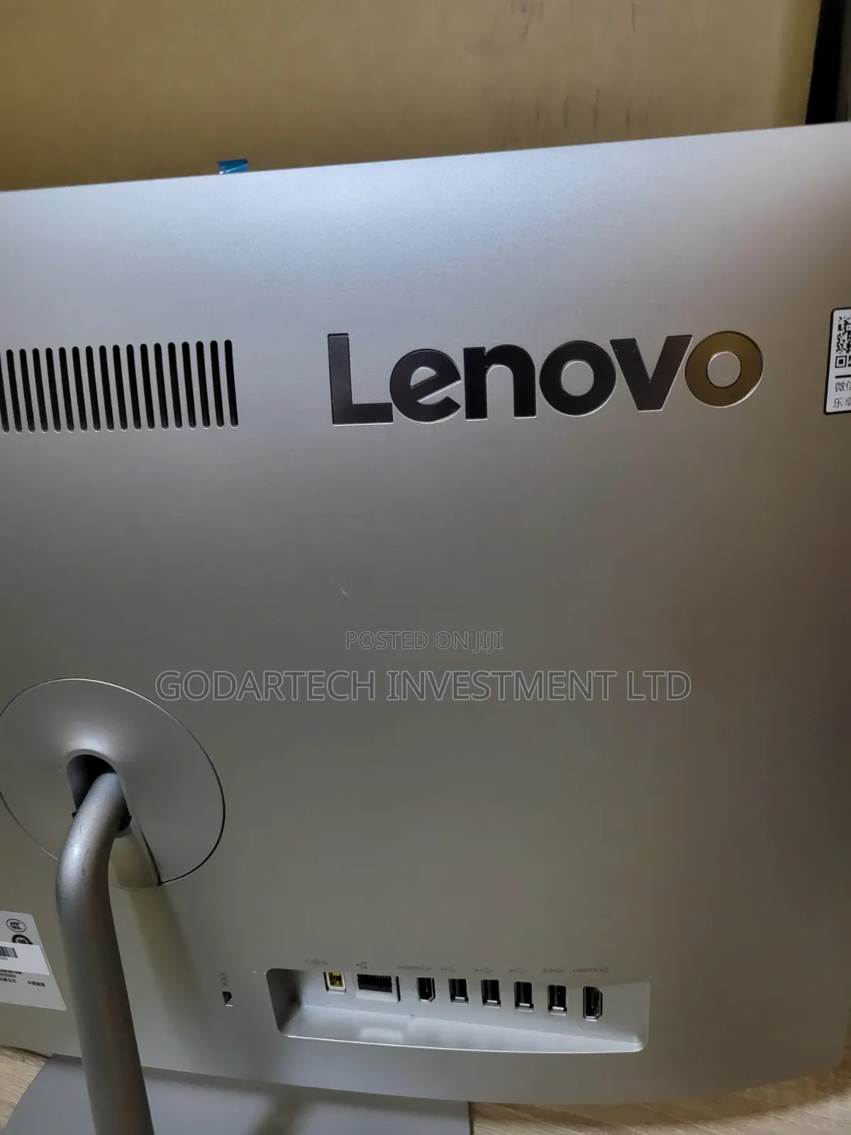 New Lenovo ideacentre AIO 520 8GB Intel Core i3 SSD 256GB