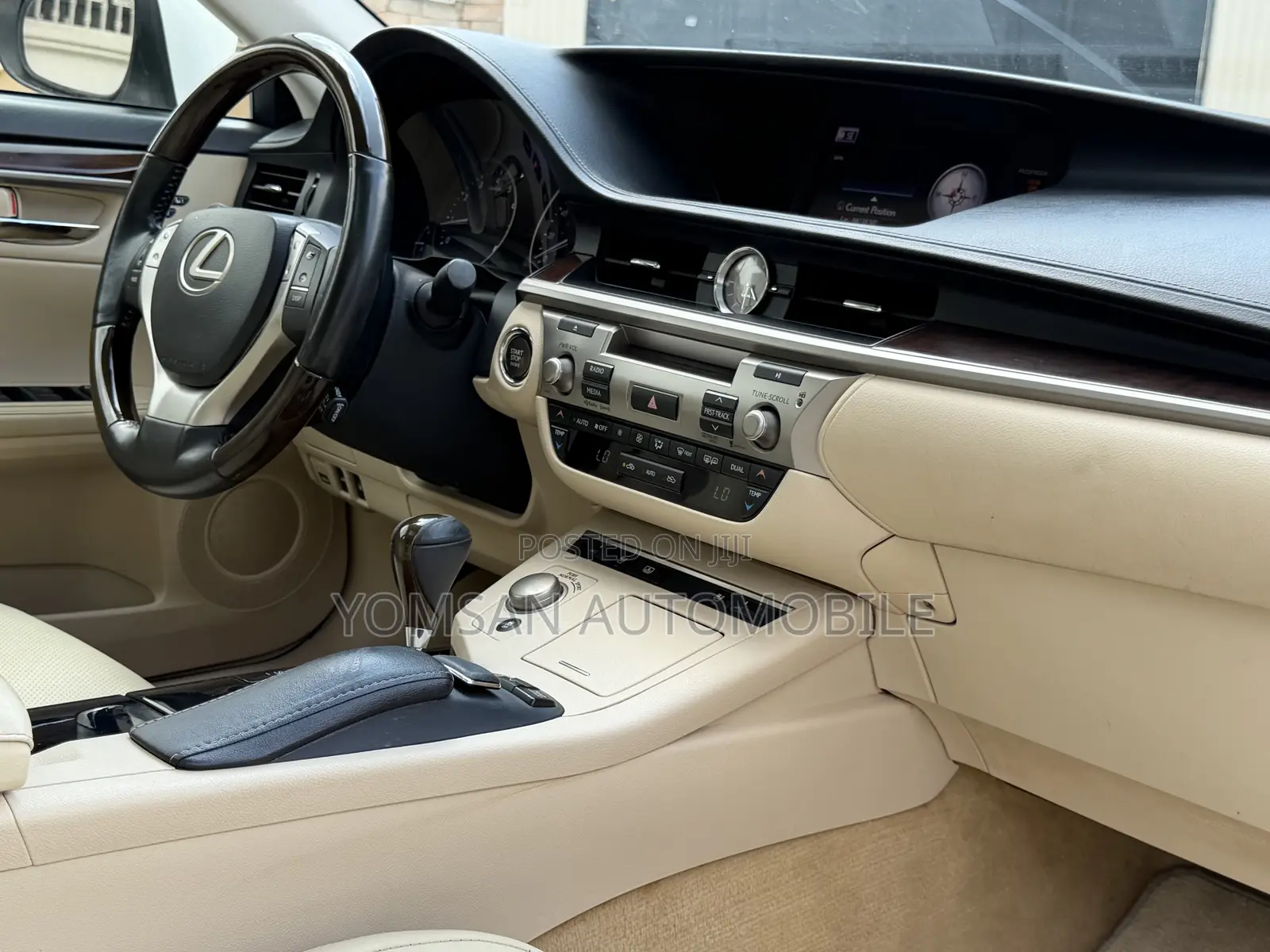 Lexus ES 350 FWD 2013 White