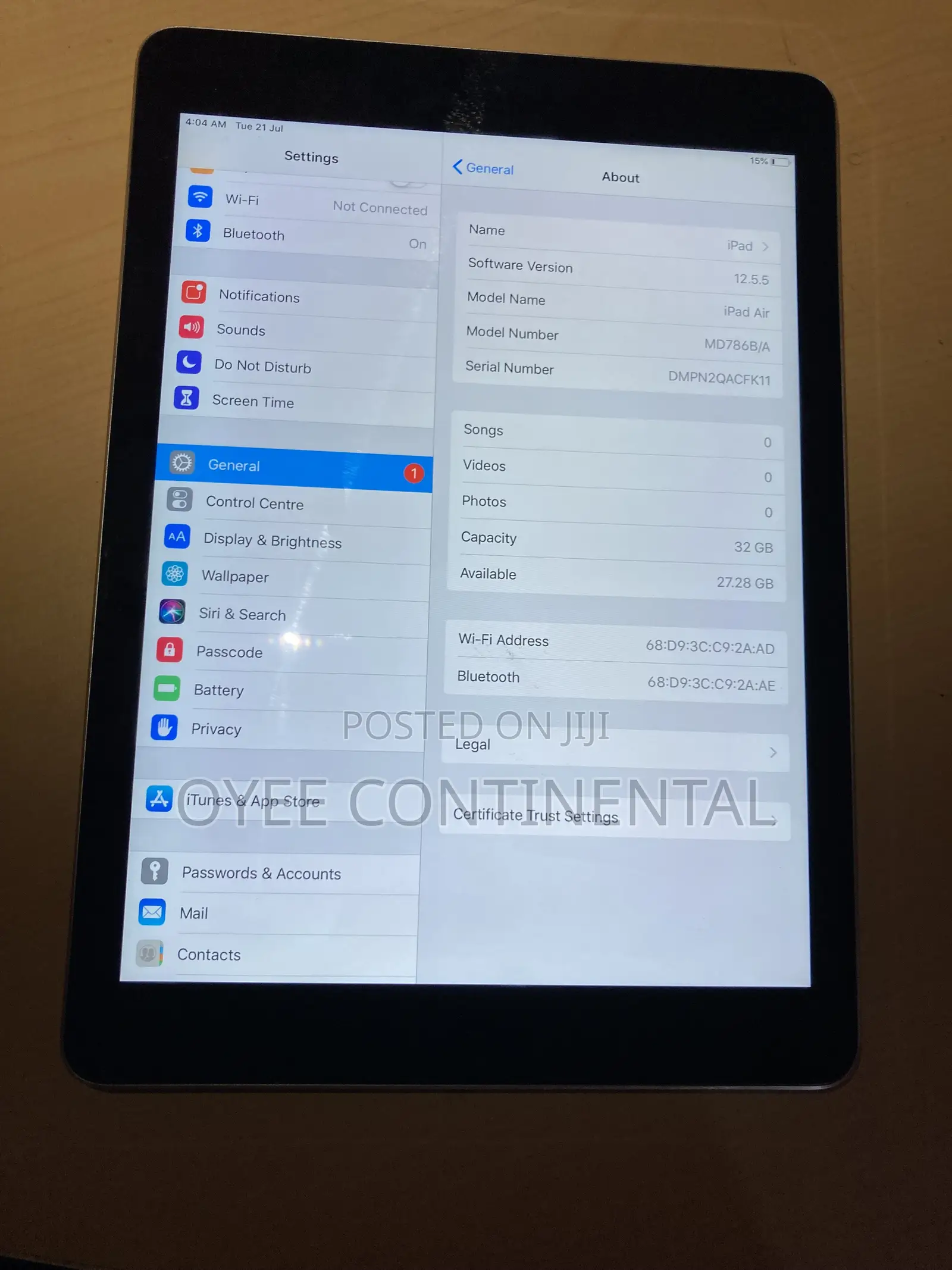 Apple iPad Wi-Fi 32 GB Gray