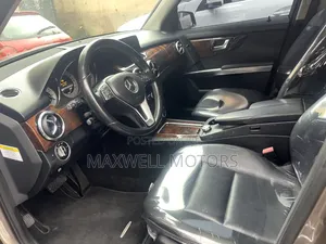 Mercedes-Benz GLK-Class 2013 Brown