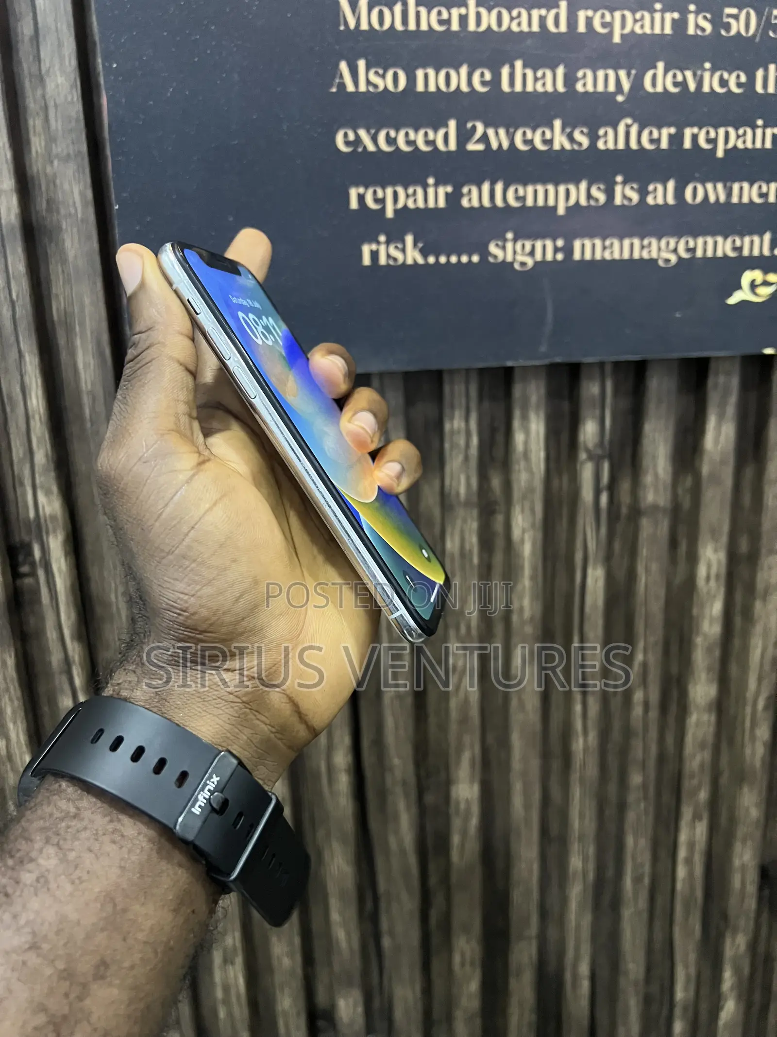 Apple iPhone X 64 GB White