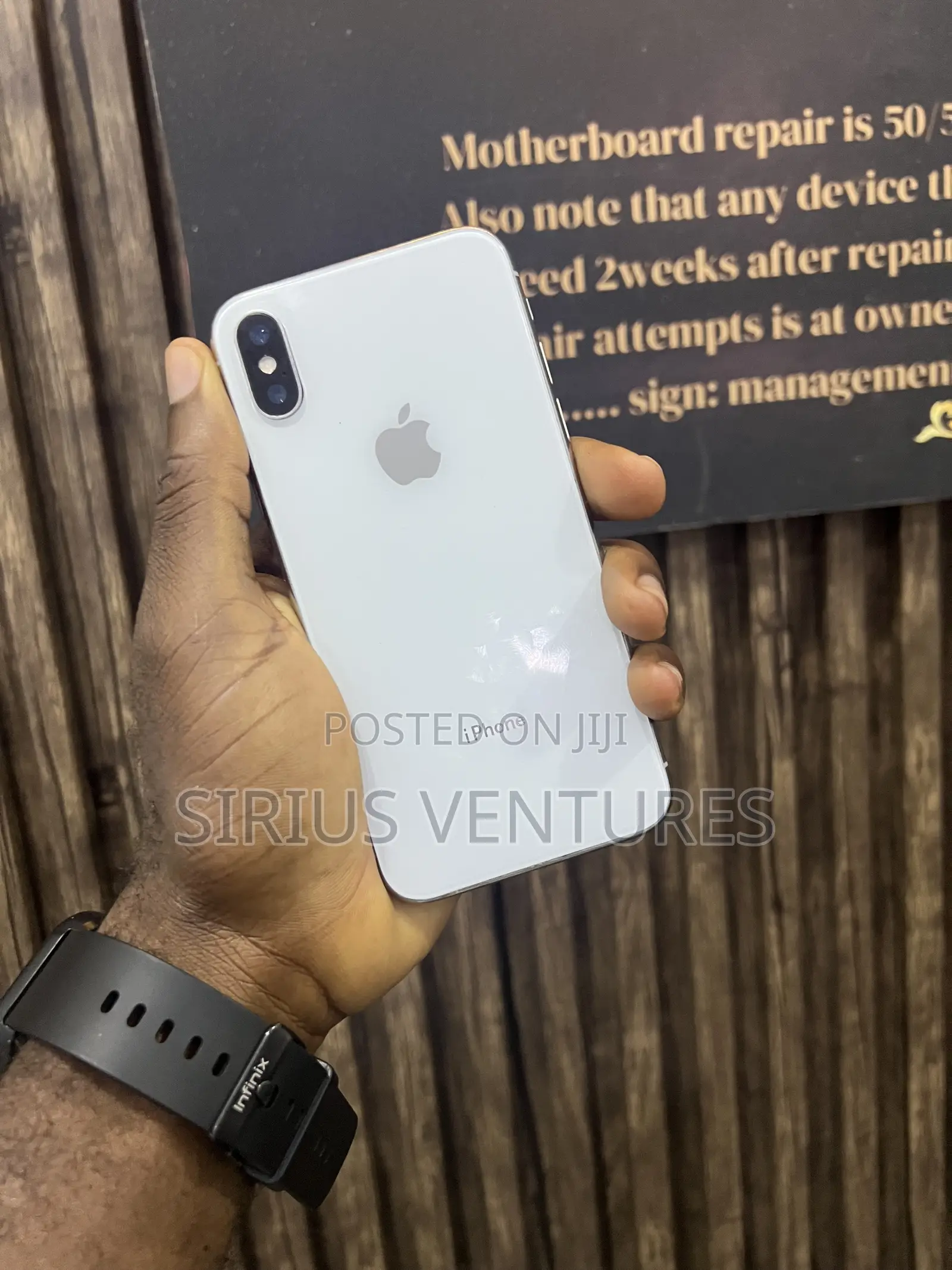 Apple iPhone X 64 GB White