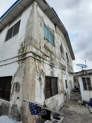 Demolishable Storey Building at Obanikoro, Lagos.