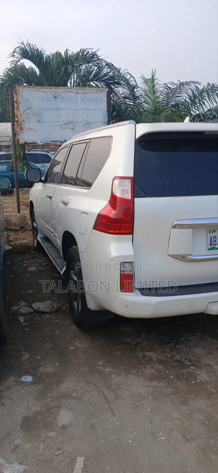 Lexus GX 2013 White