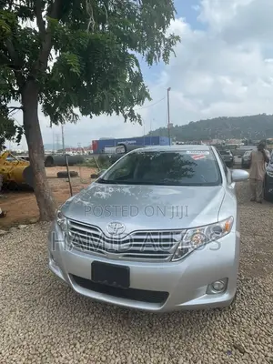 Toyota Venza 2011 Silver
