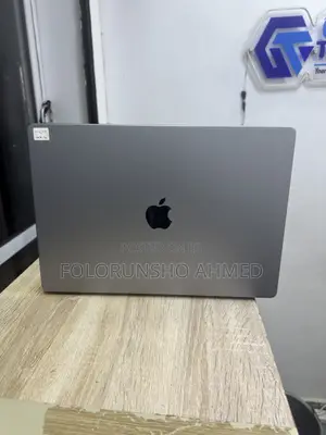 Laptop Apple MacBook Pro 2021 M1 32GB Apple M1 Max SSD 512GB