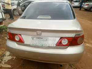 Honda City 2006 Gold