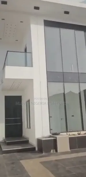5bdrm Duplex in Ikota Villa Lekki for sale