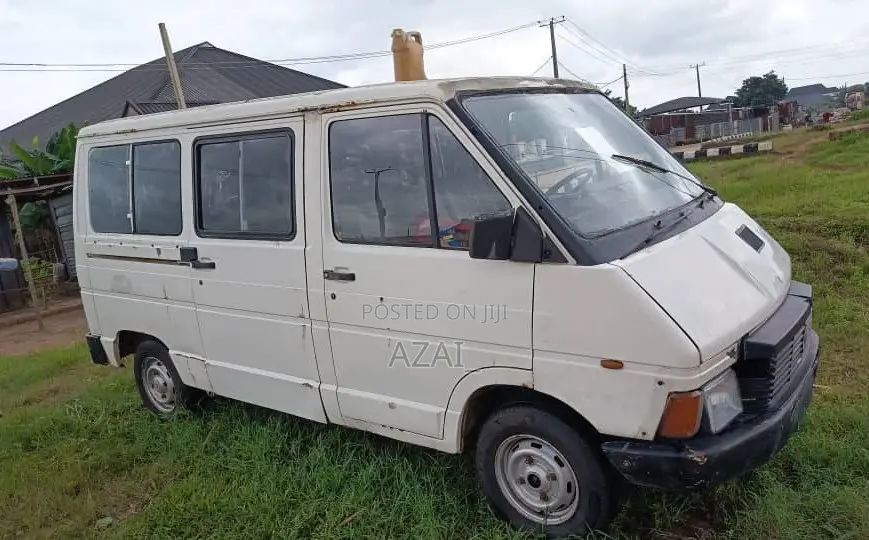 Renault Master 1993 White