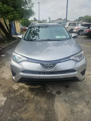 Toyota RAV4 2017 Silver
