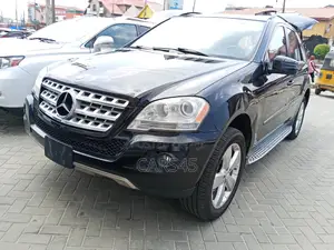 Mercedes-Benz M Class 2011 Black