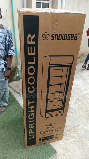 SNOWSEA Retail Beverage Display Fridge