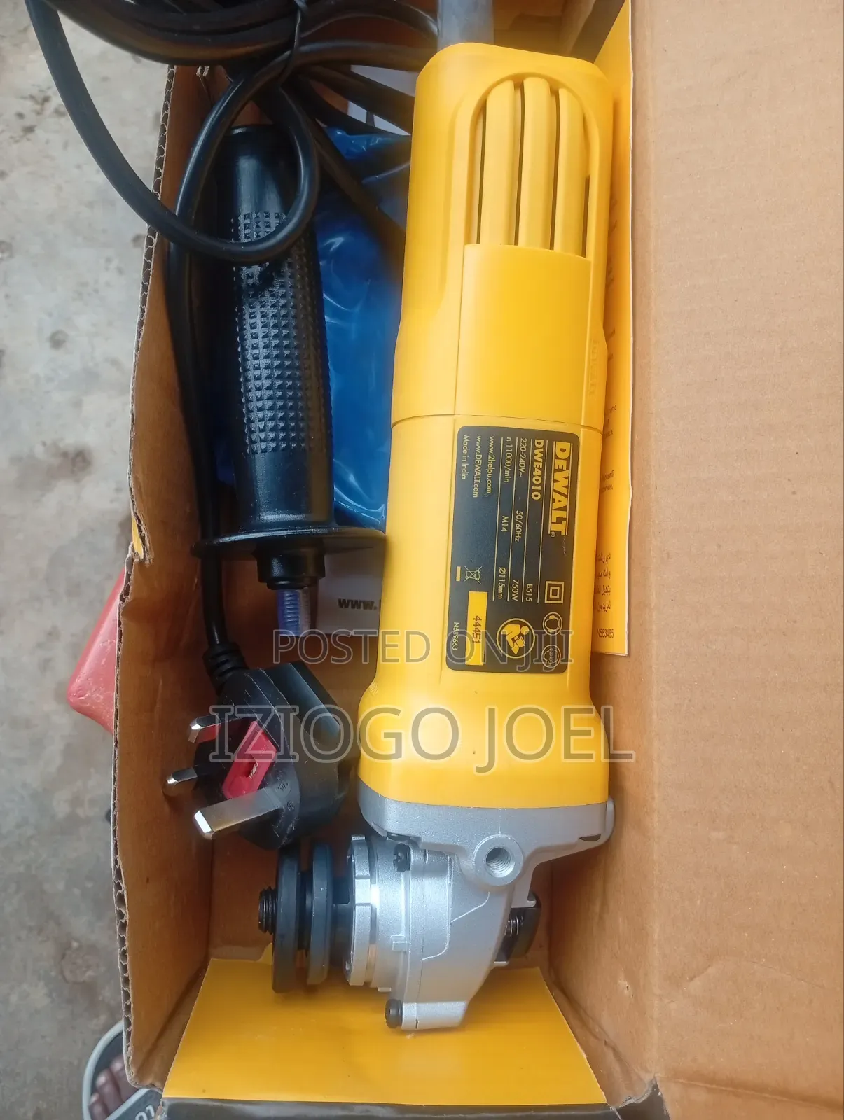4.5" DeWalt Angle Grinder