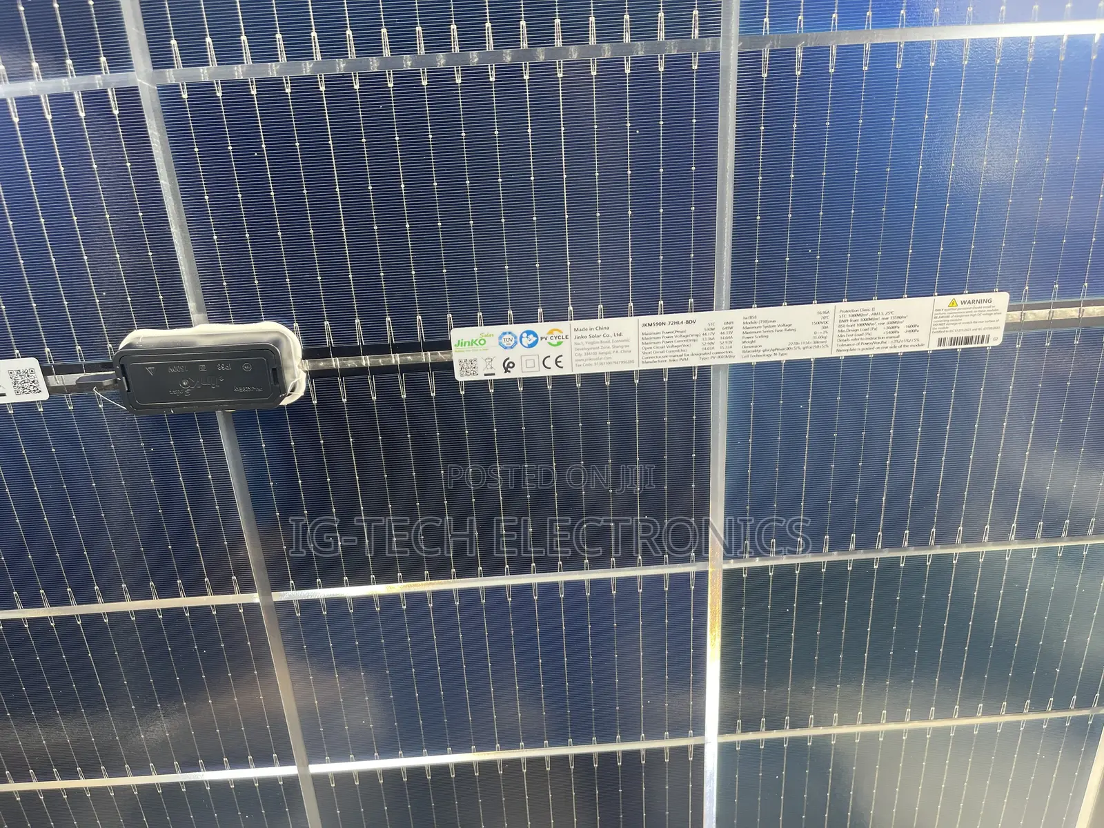 JINKO 590w Bifacial Solar Panel