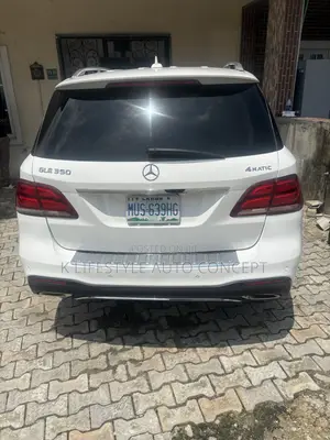Mercedes-Benz GLE-Class GLE 350d 4MATIC 2016 White