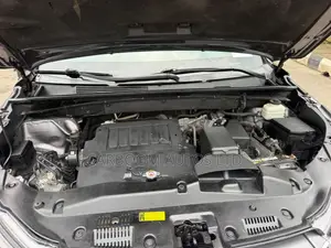 Toyota Highlander XLE V6 4x2 (3.5L 6cyl 6A) 2016 Gray