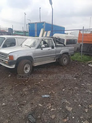 New Toyota Hilux 1997 Silver