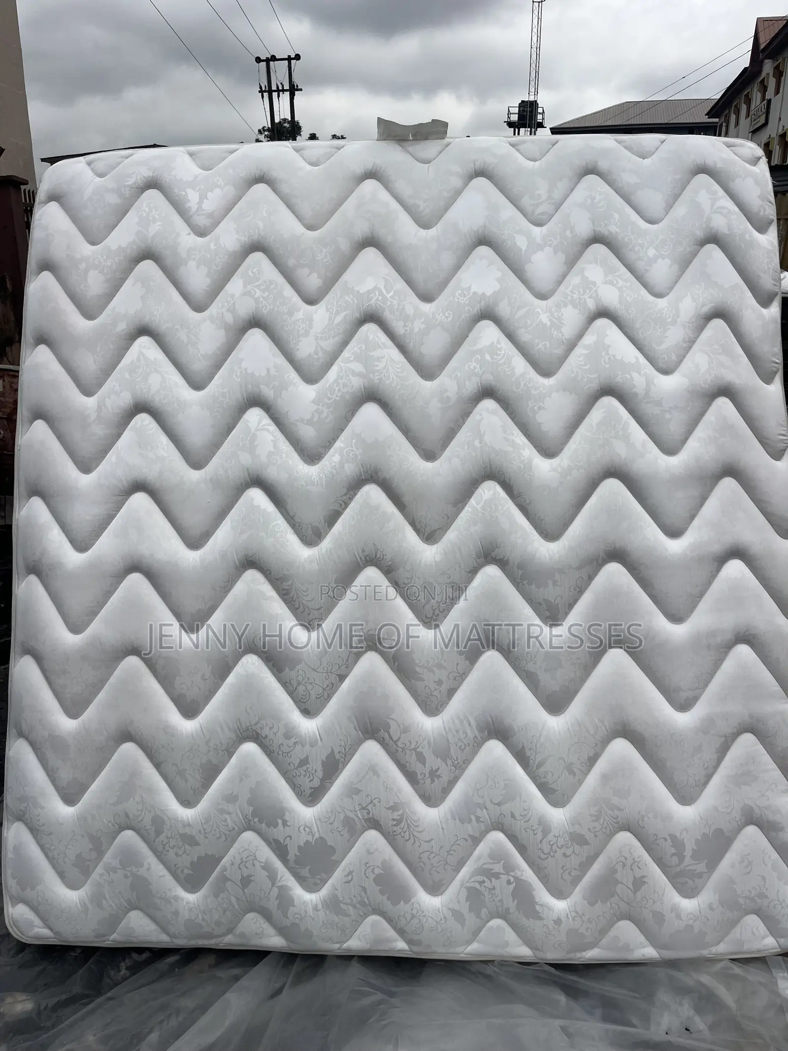 5 by 6 Posturepedic Mattress