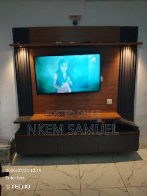 LG TV Console