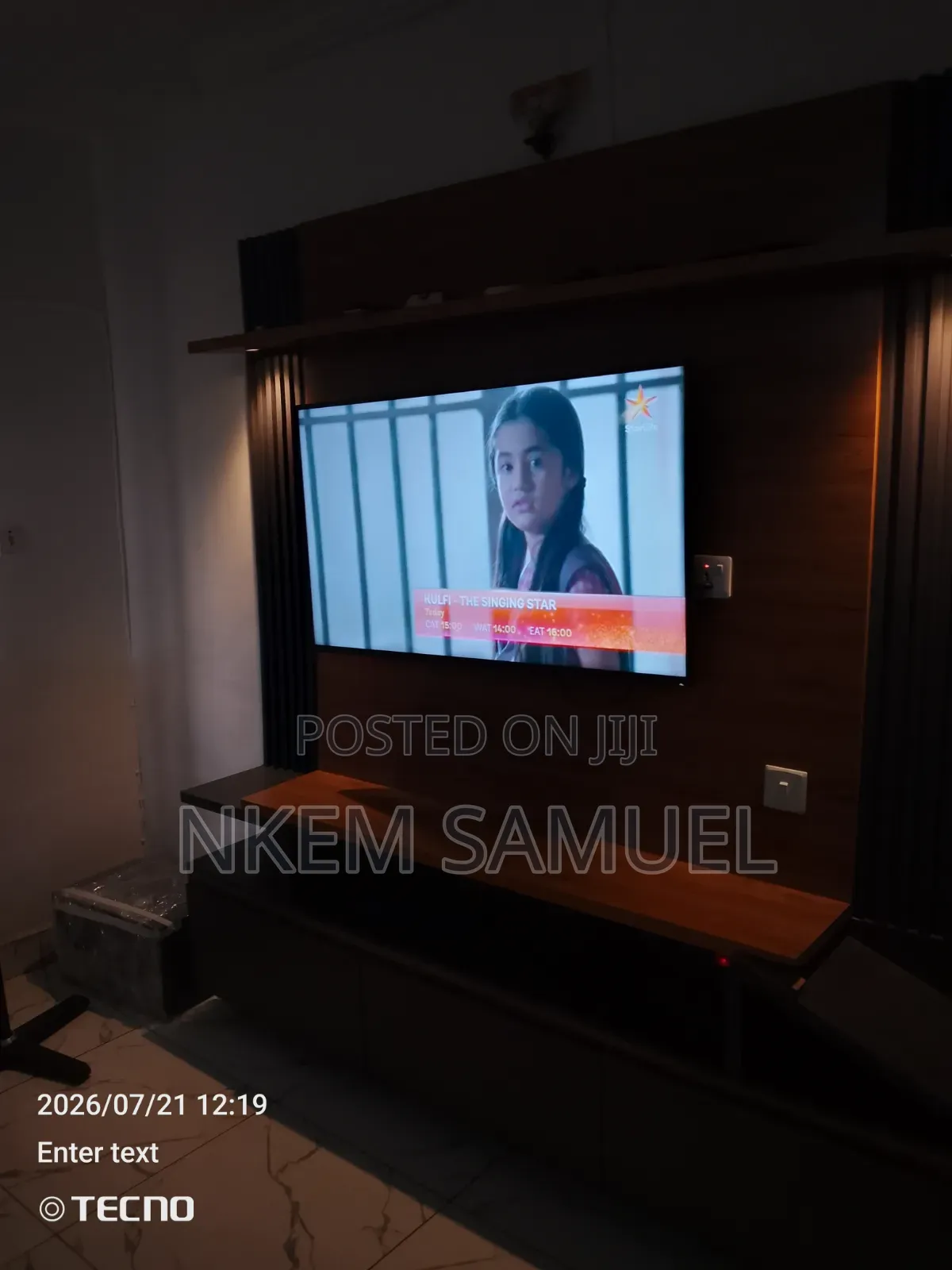 LG TV Console