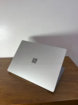 Laptop Microsoft Surface Laptop 5 16GB Intel Core i7 SSD 256GB