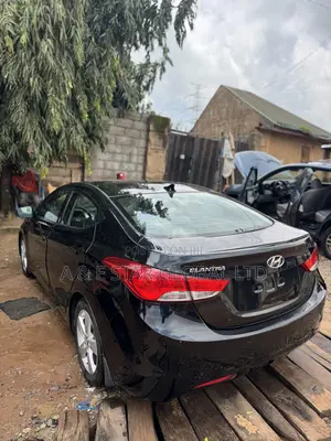 Hyundai Elantra 2013 Black