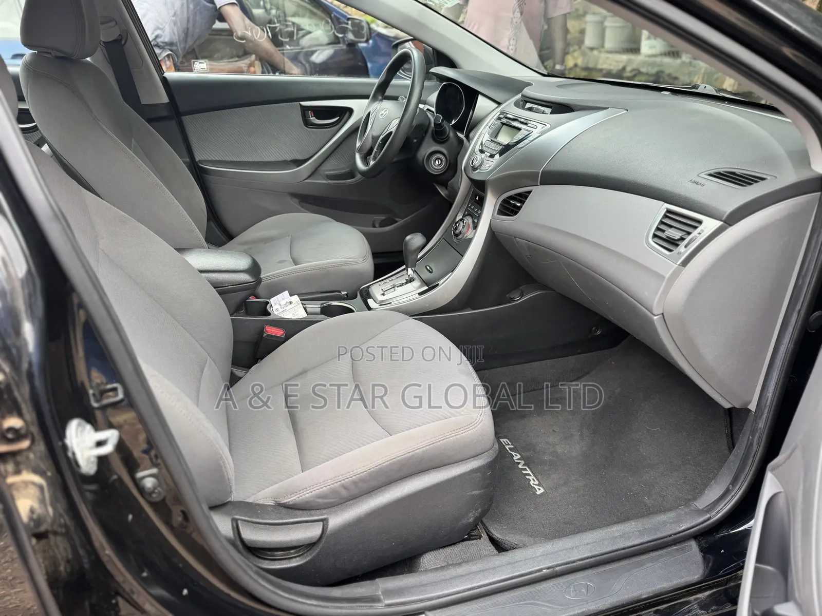Hyundai Elantra 2013 Black
